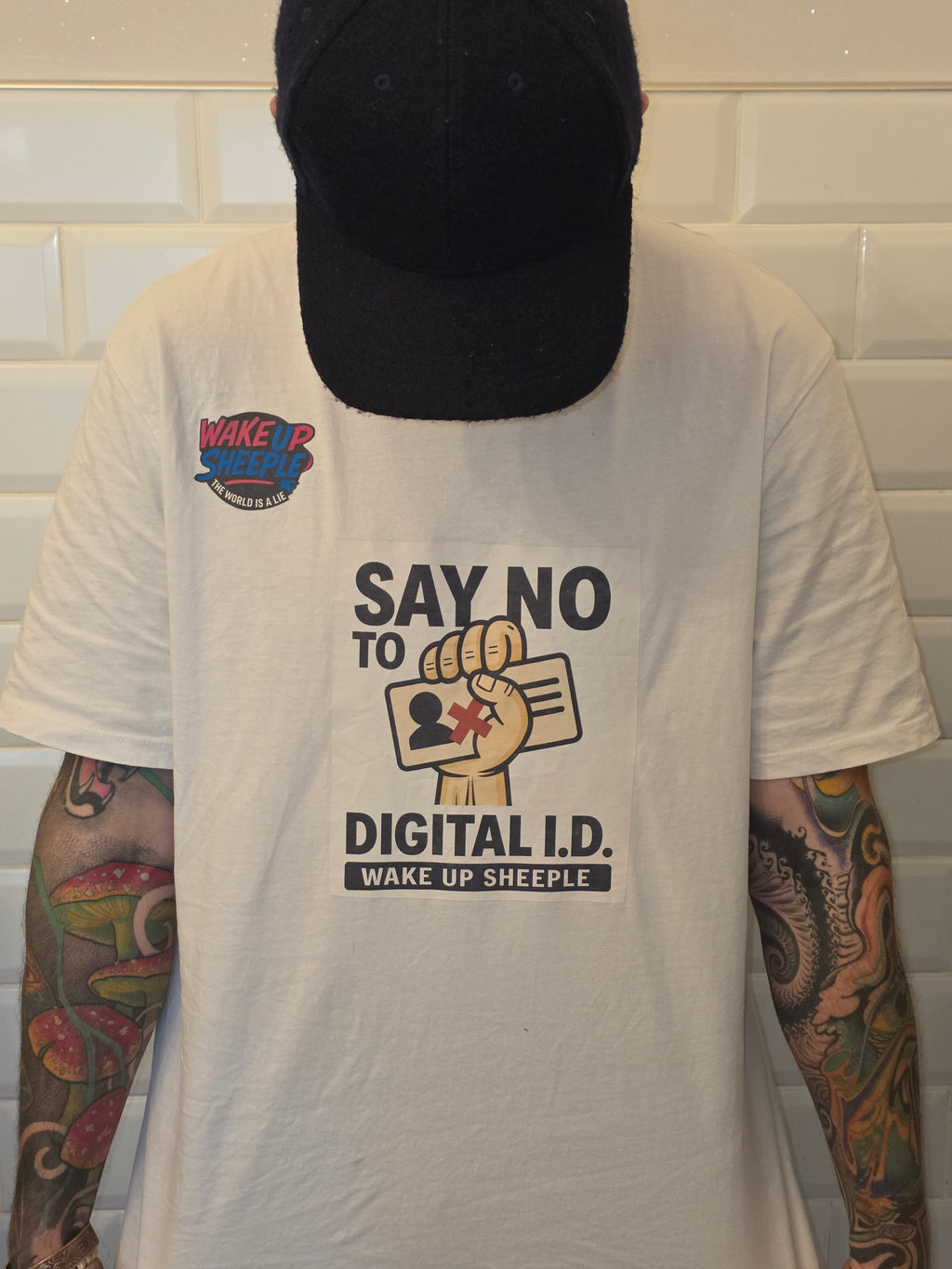 T-Shirt -NO DIGITAL I.D.